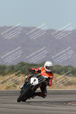 media/Oct-13-2025-Moto Forza (Mon) [[a66d839500]]/4-C Group/Session 3 (Turn 16)/